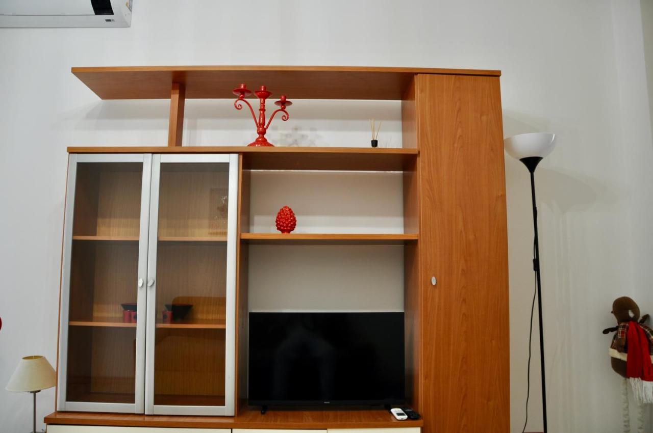 M.Aurelio Red Lägenhet Milano Exteriör bild